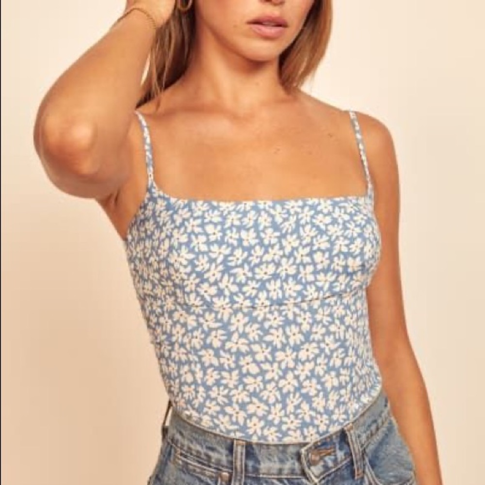 REFORMATION GRACE TOP IN BLUE HAWAII